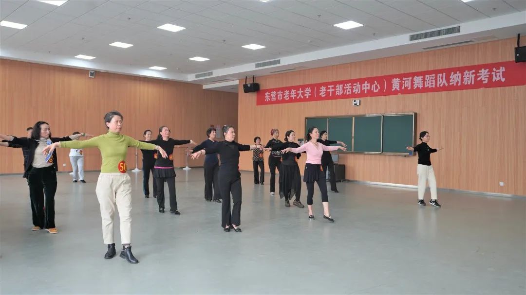 市老年大学社团纳新活动圆满完成