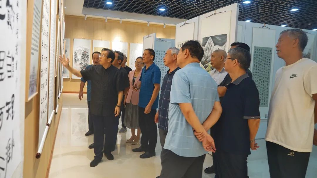 走，看展去～沿黄城市离退休干部书画摄影展、老干部工作展火热进行